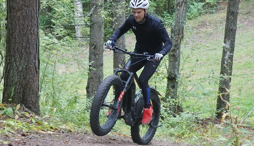 Elektrifätt Cube Nutrail Hybrid 500 — vabadus lumel, liival ja mudas