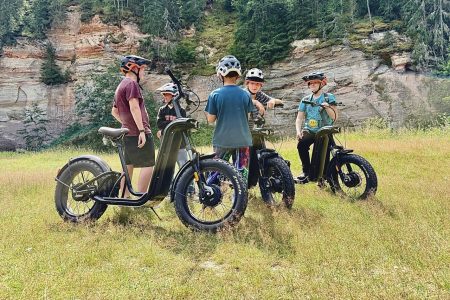 Elektritõukeratta ja efatbike matk Vastseliina linnus Piusa matkarada